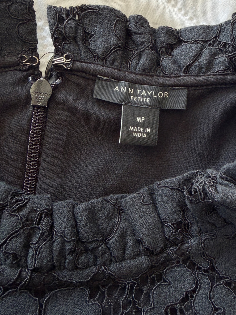 Ann Taylor Black Lace Sleeveless Blouse - Picture 9 of 14